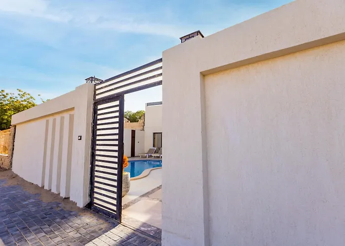 Private Al Mamsha Private Pool Apartment *